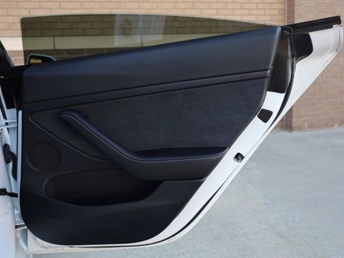 Used 2023 Tesla Model 3 Standard Range RWD image 22