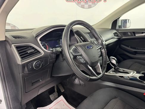 Used 2016 Ford Edge SEL FWD image 10