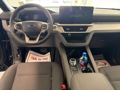 New 2027 Ford Explorer Active RWD image 18