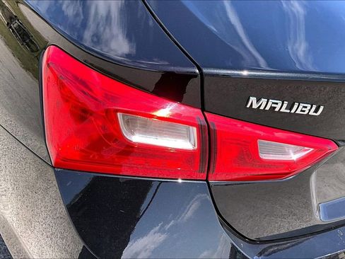 Used 2025 Chevrolet Malibu LT FWD image 27