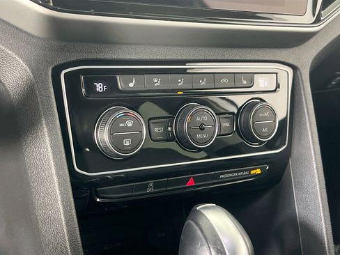 Used 2023 Volkswagen Atlas SEL R-Line image 16