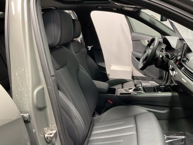 Used 2023 Audi A4 2.0T Premium w/ Convenience Package AWD/4WD image 23