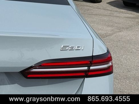 Used 2026 BMW 530i xDrive image 10