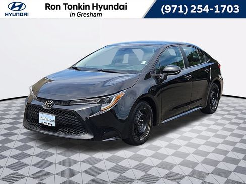 Used 2022 Toyota Corolla LE FWD image 1