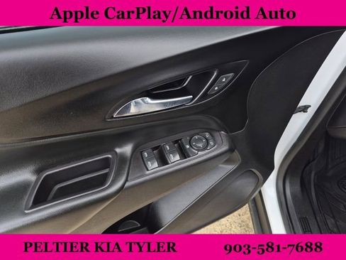 Used 2021 Chevrolet Equinox LT image 23