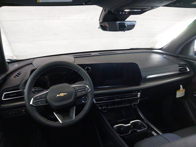 New 2027 Chevrolet Traverse LT w/ Driver Confidence Package FWD image 17