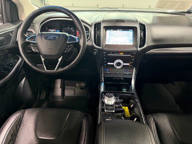 Used 2019 Ford Edge Titanium w/ Equipment Group 301A AWD/4WD image 12