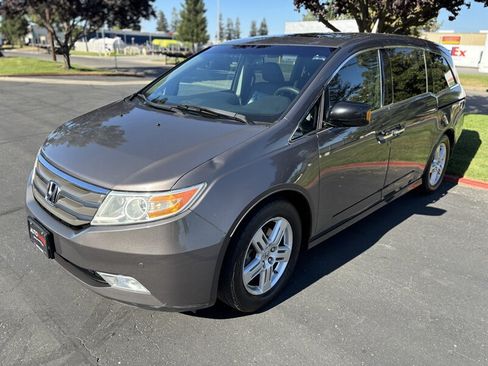Used 2012 Honda Odyssey Touring Elite image 6