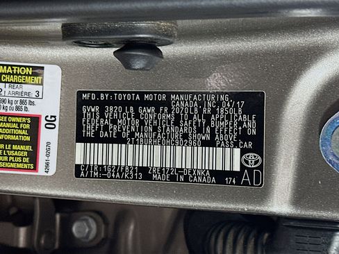 Used 2017 Toyota Corolla LE image 12