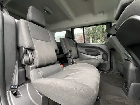 Used 2016 Ford Transit Connect XLT image 14