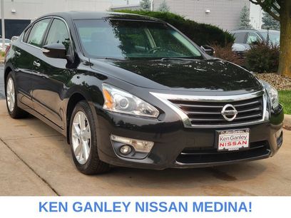 Used 2013 Nissan Altima 2.5 SL w/ 2.5 Moonroof Pkg