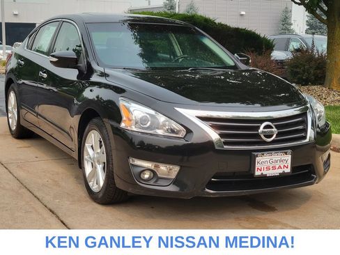 Used 2013 Nissan Altima 2.5 SL w/ 2.5 Moonroof Pkg FWD image 1