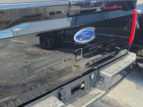Used 2023 Ford F150 Lariat AWD/4WD image 5