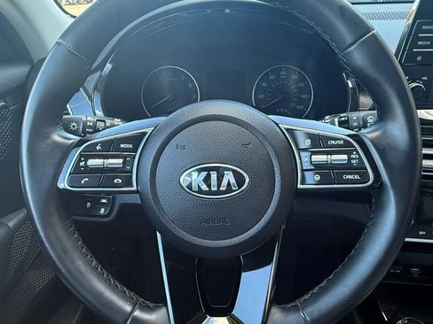 Used 2021 Kia Seltos EX image 15