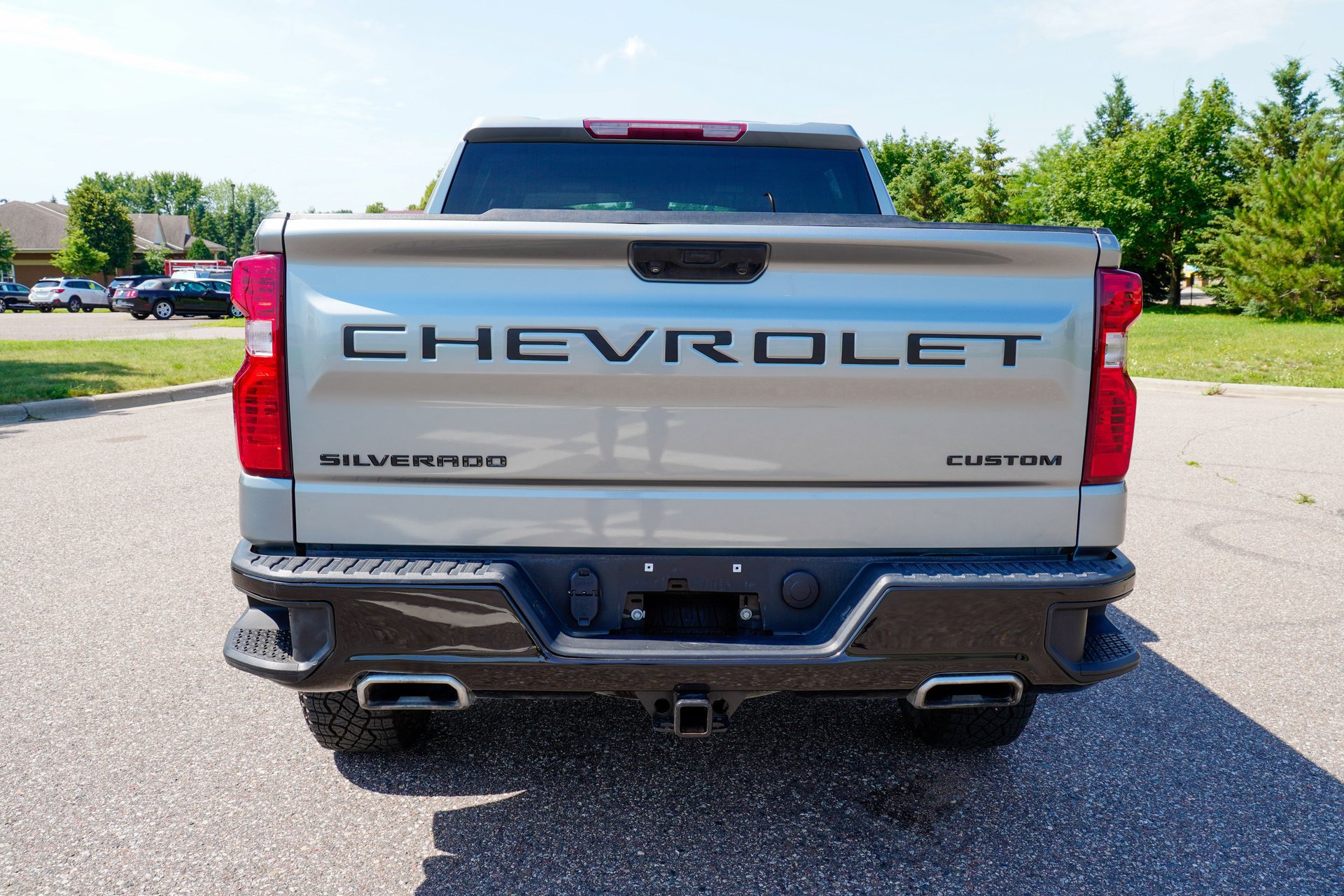 Used 2024 Chevrolet Silverado 1500 Custom Trail Boss w/ LPO, Dark Essentials Package AWD/4WD image 4