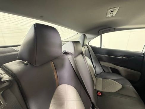 Used 2019 Toyota Camry XLE w/ Driver Assist Package FWD image 33