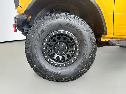 Used 2022 Ford Bronco Badlands image 31