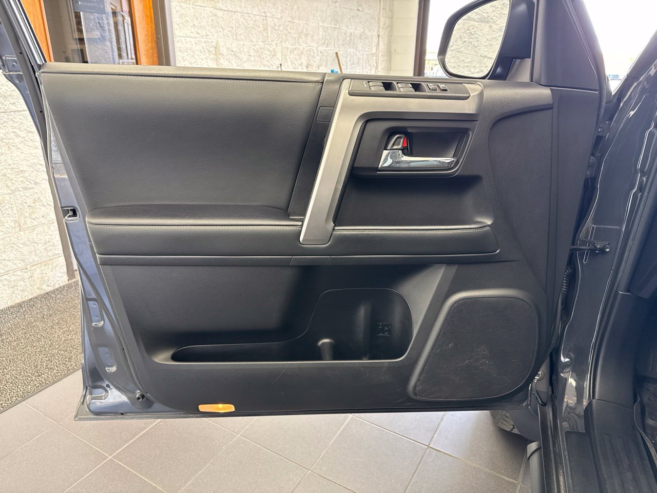 Used 2024 Toyota 4Runner SR5 Premium w/ Moonroof Package AWD/4WD image 37
