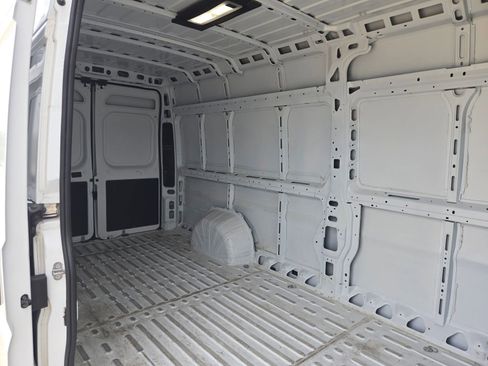 Used 2025 RAM ProMaster 3500 w/ Convenience Group FWD image 23