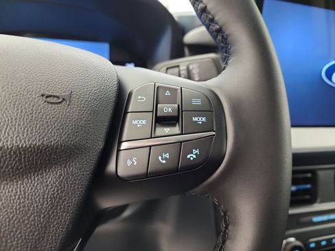 New 2025 Ford Maverick XLT w/ XLT Luxury Package image 22