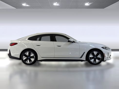 New 2026 BMW i4 xDrive40i w/ Premium Package image 7