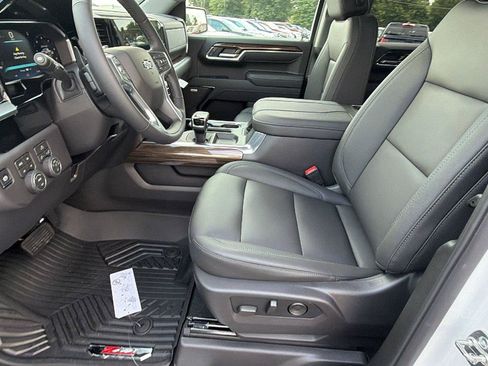 New 2026 Chevrolet Silverado 1500 RST AWD/4WD image 4