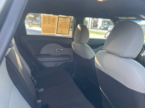 Used 2015 Kia Soul FWD image 13