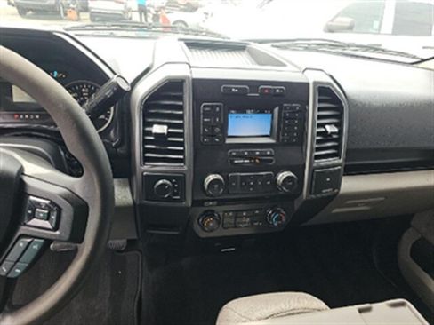 Used 2018 Ford F150 XLT AWD/4WD image 16