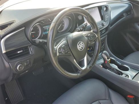 Used 2020 Buick Envision Essence image 9