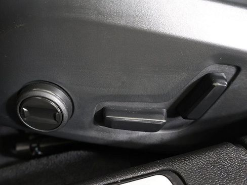 Used 2024 Volvo S60 B5 Core image 33