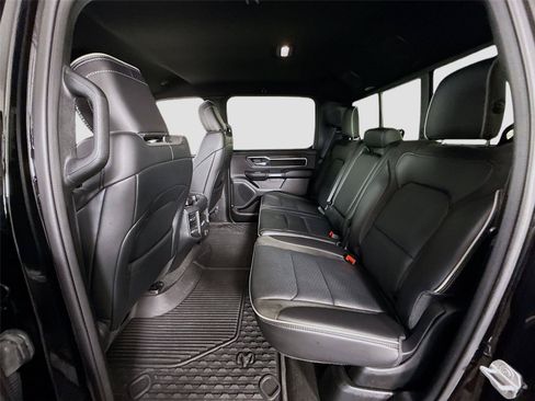 Used 2024 RAM 1500 Laramie AWD/4WD image 17