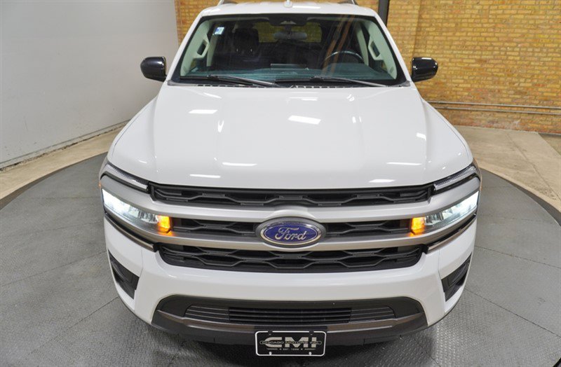 Used 2024 Ford Expedition XL AWD/4WD image 5