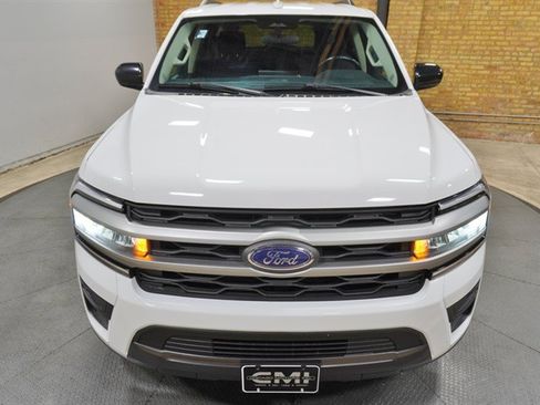 Used 2024 Ford Expedition XL AWD/4WD image 5