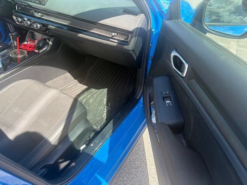 Used 2024 Honda Civic Sport image 7