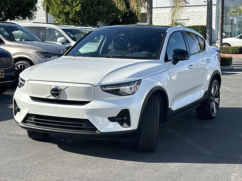 Certified 2023 Volvo C40 P8 Recharge Plus image 3