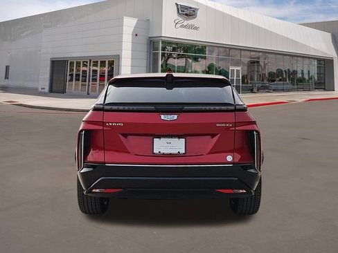 New 2026 Cadillac Lyriq Luxury image 5