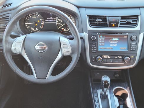 Used 2017 Nissan Altima 2.5 SL w/ 2.5 Technology Package image 26