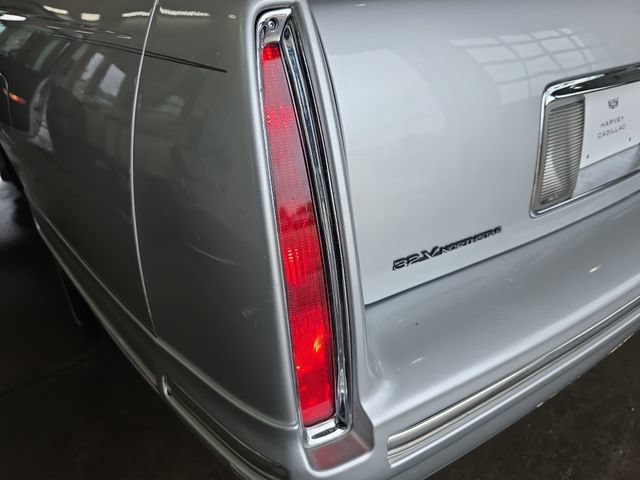 Used 1999 Cadillac De Ville w/ Comfort/Convenience Pkg FWD image 29