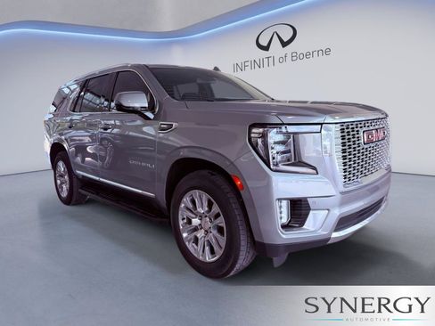 Used 2023 GMC Yukon Denali RWD image 3