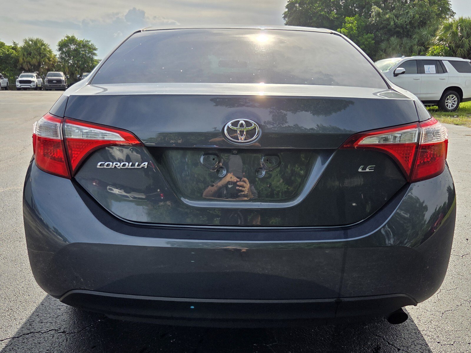 Used 2016 Toyota Corolla LE FWD image 4