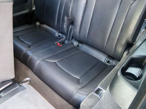 Used 2018 Audi Q7 3.0T Prestige w/ Prestige Package image 29