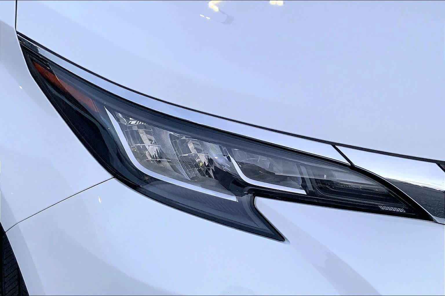 Used 2022 Toyota Sienna LE FWD image 24