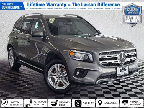 Used 2023 Mercedes-Benz GLB 250 4MATIC image 1
