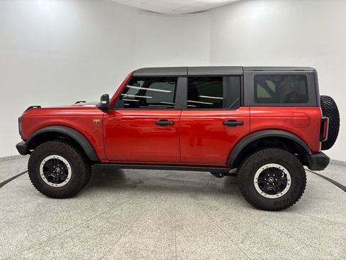 Used 2024 Ford Bronco Badlands AWD/4WD image 2