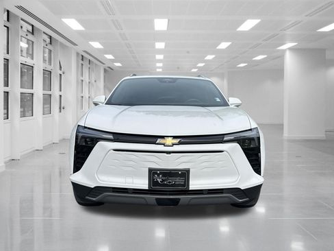 Certified 2024 Chevrolet Blazer EV LT AWD/4WD image 2