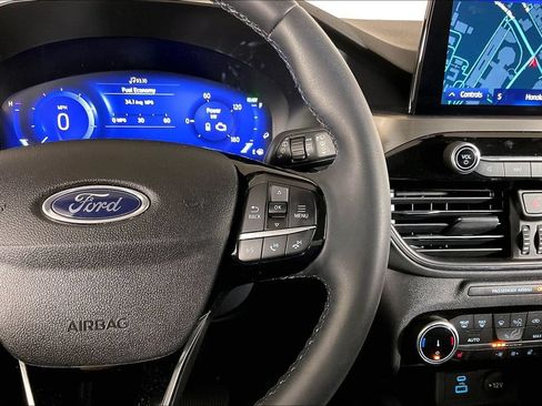 Used 2022 Ford Escape Titanium AWD/4WD image 19