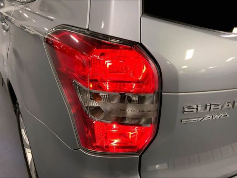 Used 2015 Subaru Forester 2.5i Limited w/ Popular Package #2 image 27