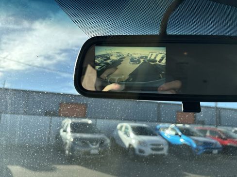 Used 2020 Chevrolet Express 3500 w/ Driver Convenience Package image 16