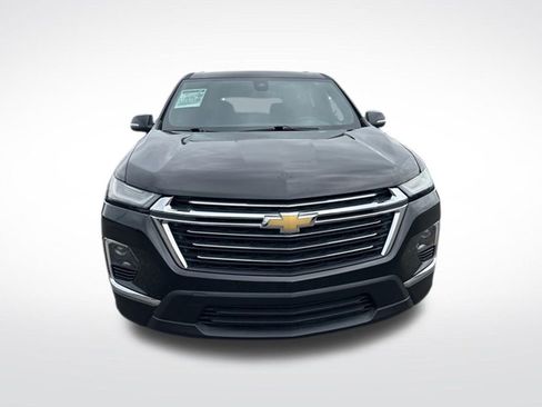Used 2023 Chevrolet Traverse LT FWD image 9