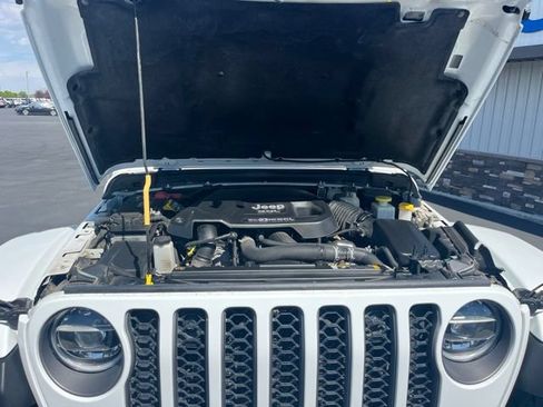 Used 2021 Jeep Gladiator Rubicon AWD/4WD image 24